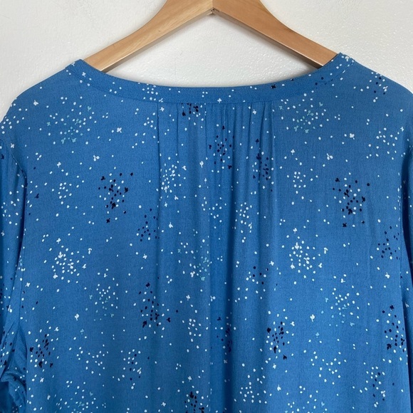 Croft & Barrow Women's Floral Top Size XL Color Blue 3/4 Sleeve Semi Sheer - Picture 4 of 12